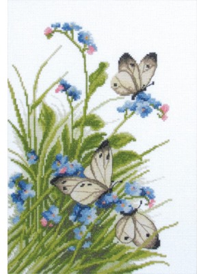 Метелики в квітах